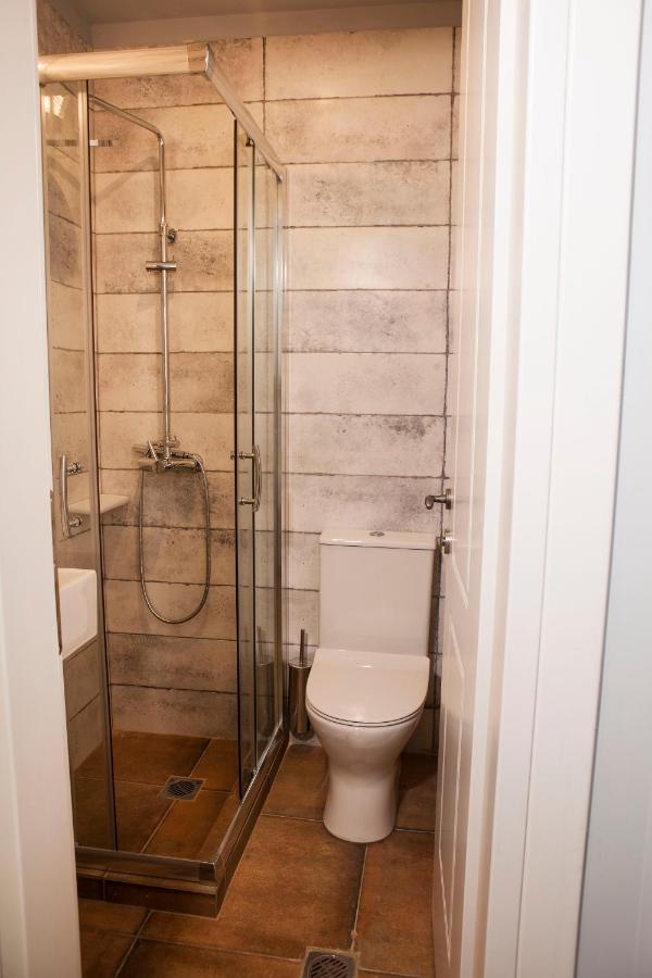 Lovely 1St Fl. Apt, With Balcony In Pagrati Athen Eksteriør bilde